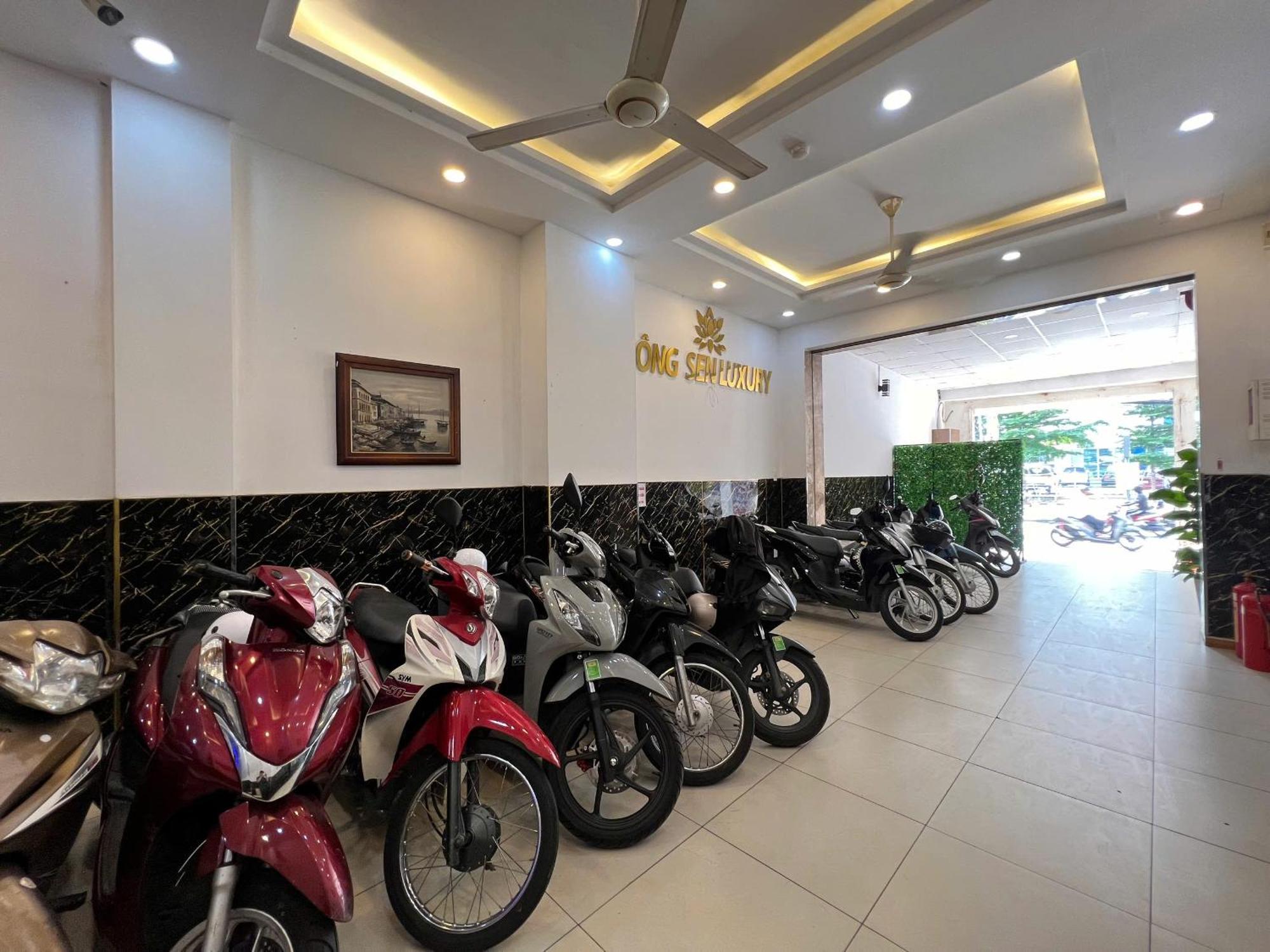 Nhu Y Hotel Ho Chi Minh-Byen Eksteriør billede